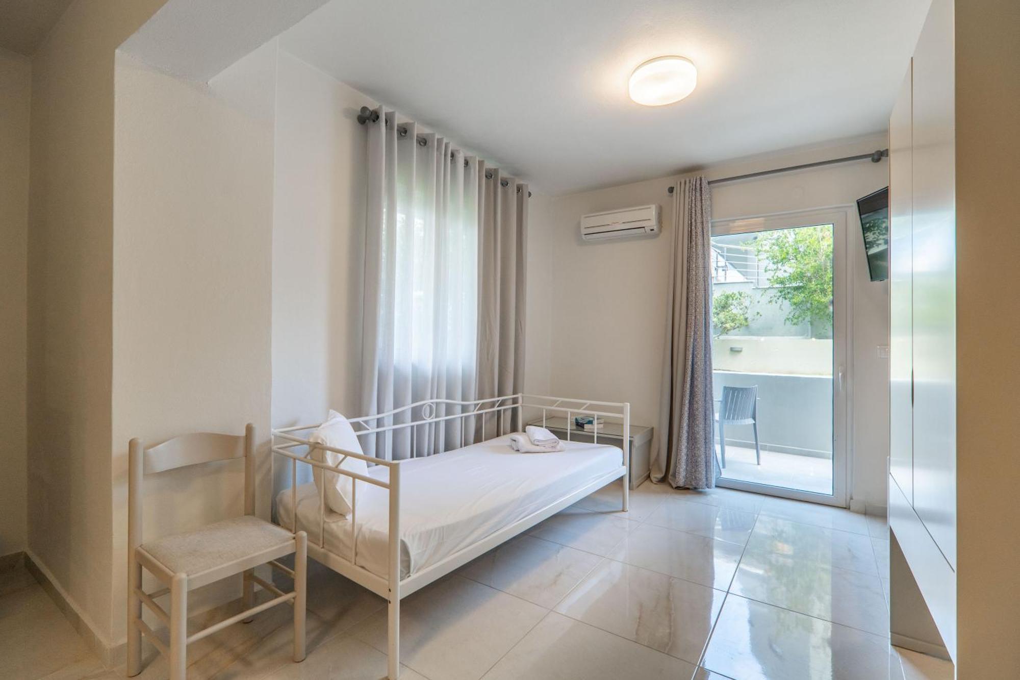 Apartment Manos Beachside